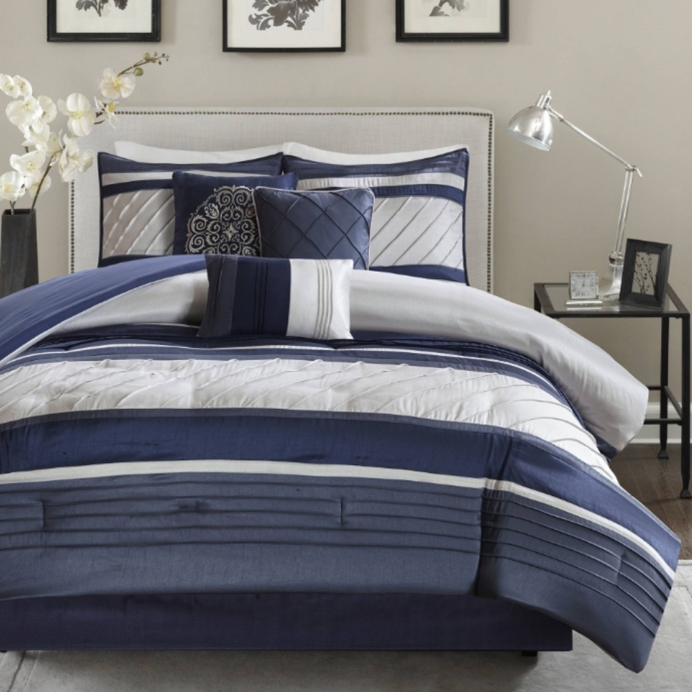 🛑🛑SOLD🛑🛑Madison Park Blaire 7Pcs King Comf Set - Picture 2 of 8